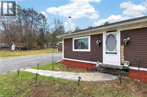 17 Mcclure Lane Port Sydney ON P0B 1L0