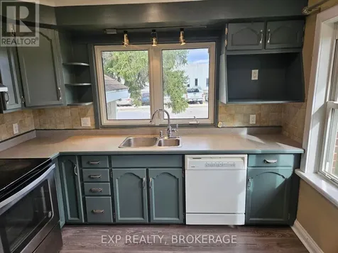 300 Herbert Street Gananoque ON K7G 3G3