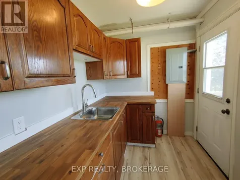 14 Louis Street Brockville ON K6V 4H5