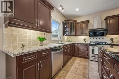872 Creekside Drive Waterloo ON N2V 2S7