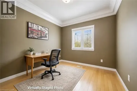872 Creekside Drive Waterloo ON N2V 2S7