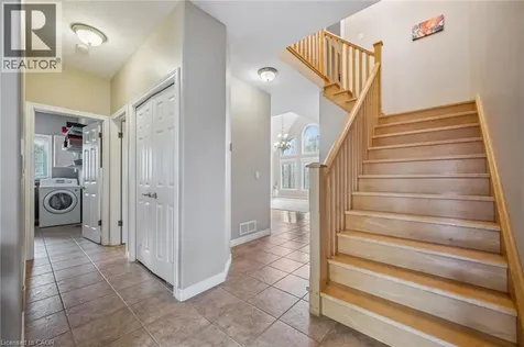 872 Creekside Drive Waterloo ON N2V 2S7
