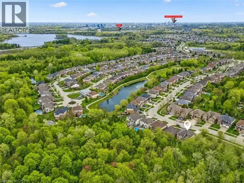 872 Creekside Drive Waterloo ON N2V 2S7