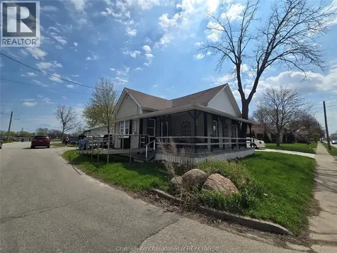 106 Park Avenue E Avenue Chatham ON N7M 3V4