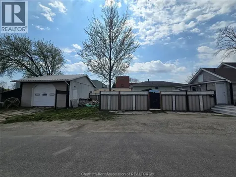 106 Park Avenue E Avenue Chatham ON N7M 3V4