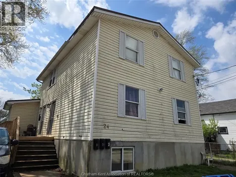24 Foster Street Chatham ON N7M 4N5