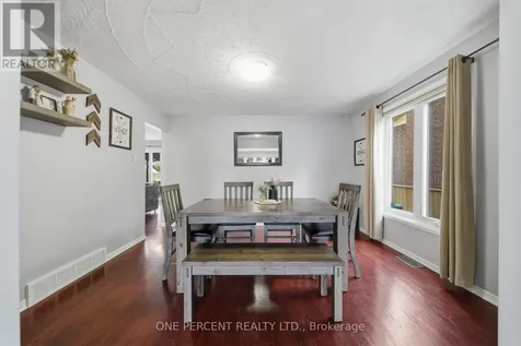 1446 Goth Avenue Ottawa ON K1T 1E4