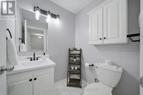 1446 Goth Avenue Ottawa ON K1T 1E4
