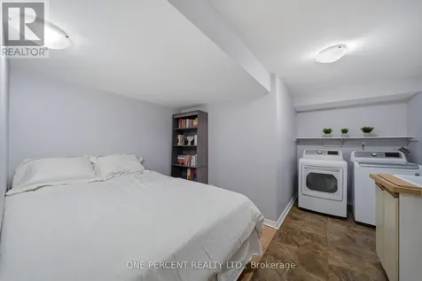 1446 Goth Avenue Ottawa ON K1T 1E4
