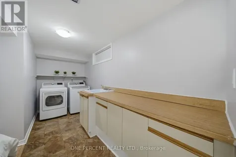 1446 Goth Avenue Ottawa ON K1T 1E4