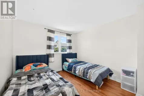 1631 Saxony Crescent Ottawa ON K1B 5K8