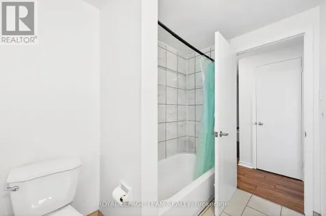 1631 Saxony Crescent Ottawa ON K1B 5K8