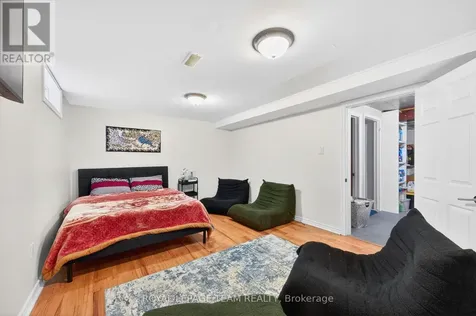 1631 Saxony Crescent Ottawa ON K1B 5K8