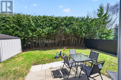 1631 Saxony Crescent Ottawa ON K1B 5K8