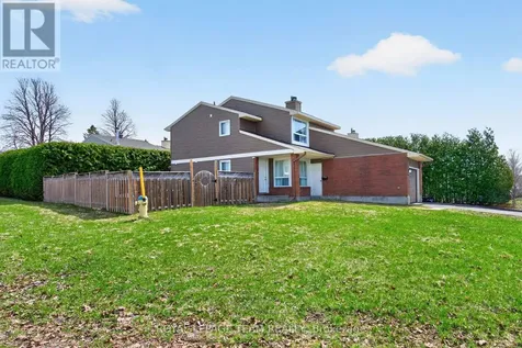 1631 Saxony Crescent Ottawa ON K1B 5K8