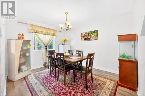 1631 Saxony Crescent Ottawa ON K1B 5K8