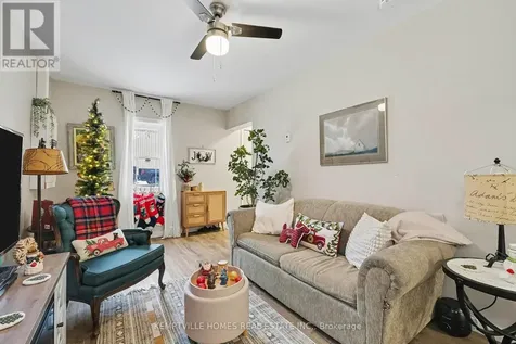 803 St Lawrence Street Prescott ON K0E 1T0