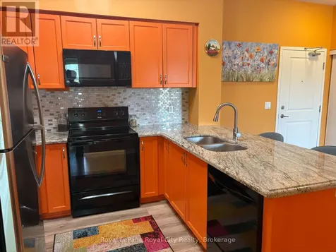 1077 Gordon Street Guelph (kortright West) ON N1Y 0E3