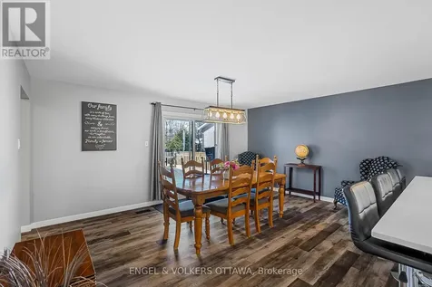 1427 Rosebella Avenue Ottawa ON K1T 1E5