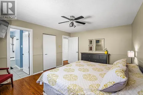 1427 Rosebella Avenue Ottawa ON K1T 1E5