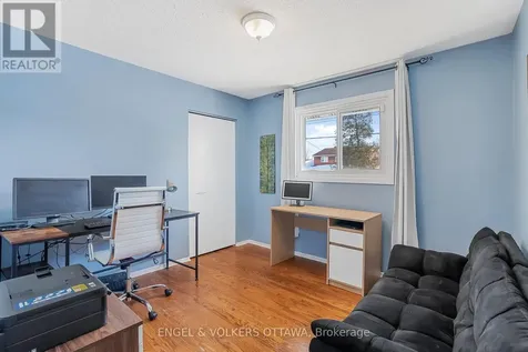 1427 Rosebella Avenue Ottawa ON K1T 1E5