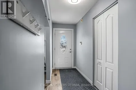 1427 Rosebella Avenue Ottawa ON K1T 1E5