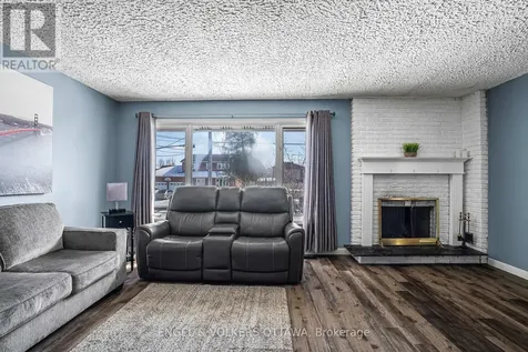 1427 Rosebella Avenue Ottawa ON K1T 1E5