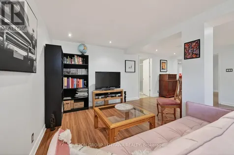 4070 Canyon Walk Drive Ottawa ON K1V 1W4