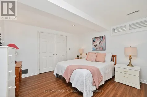 4070 Canyon Walk Drive Ottawa ON K1V 1W4
