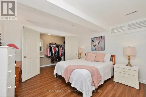 4070 Canyon Walk Drive Ottawa ON K1V 1W4