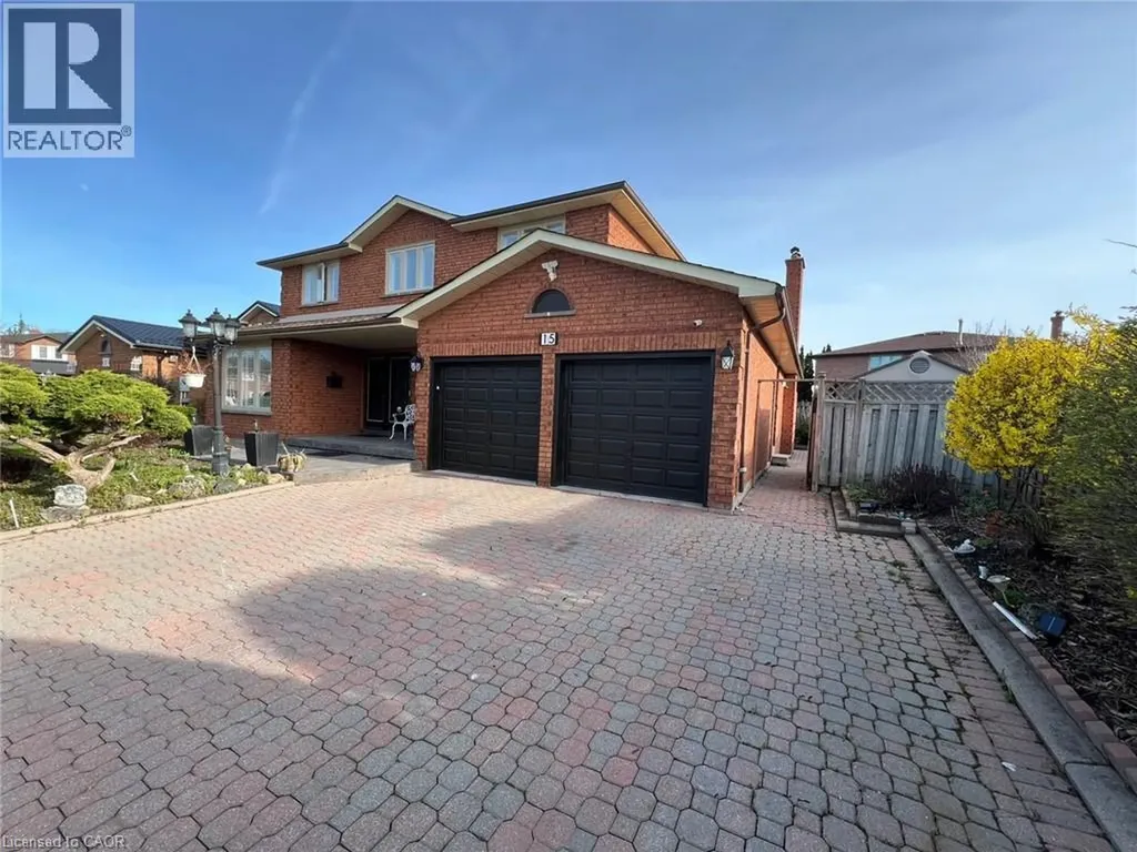 15 Ivory Court Vaughan ON L4L 4G2