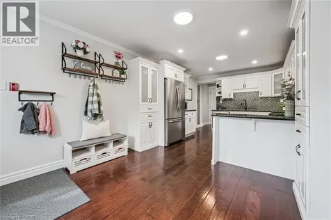 16 Hampton Street Elmira ON N3B 1X9