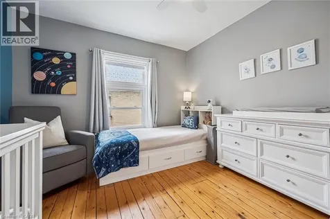 16 Hampton Street Elmira ON N3B 1X9