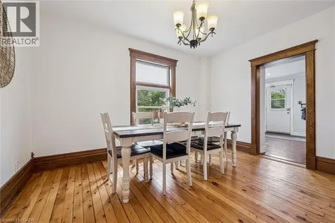 16 Hampton Street Elmira ON N3B 1X9