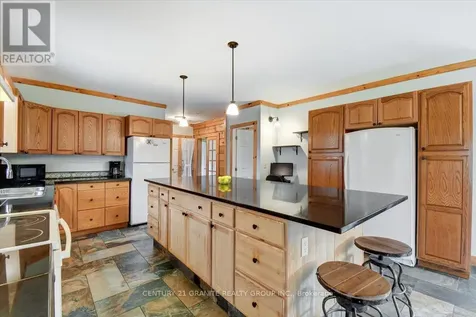 6859 Hwy 620 Highway Wollaston ON K0L 1P0
