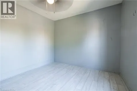 113 Brant Avenue Brantford ON N3T 3H4