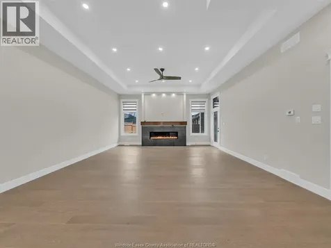 236 Manor's Grove Lakeshore ON N8N 0E8
