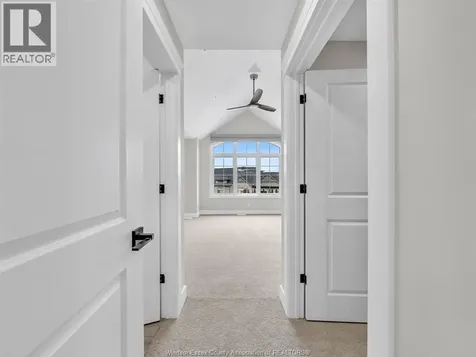 236 Manor's Grove Lakeshore ON N8N 0E8