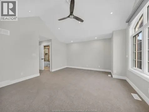 236 Manor's Grove Lakeshore ON N8N 0E8