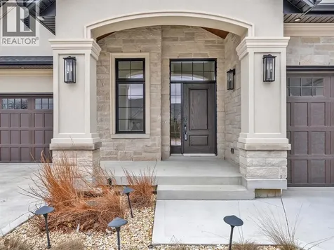 236 Manor's Grove Lakeshore ON N8N 0E8