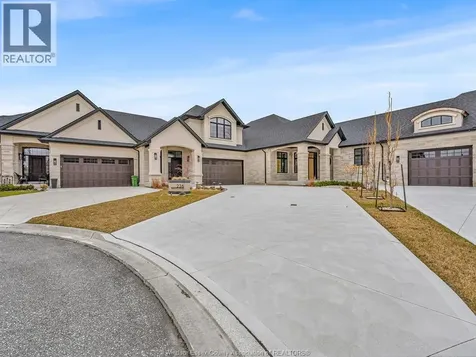 236 Manor's Grove Lakeshore ON N8N 0E8