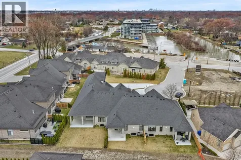 236 Manor's Grove Lakeshore ON N8N 0E8