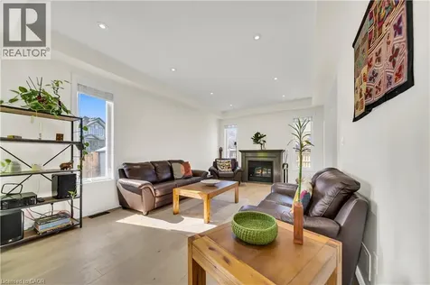 433 Twinleaf Street Waterloo ON N2V 0B5
