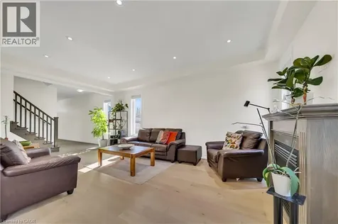 433 Twinleaf Street Waterloo ON N2V 0B5