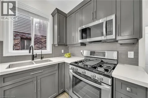 433 Twinleaf Street Waterloo ON N2V 0B5