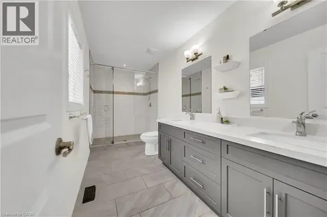 433 Twinleaf Street Waterloo ON N2V 0B5