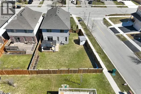 433 Twinleaf Street Waterloo ON N2V 0B5