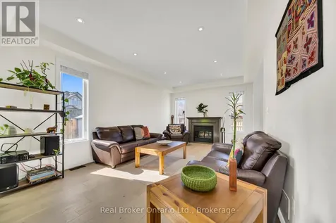 433 Twinleaf Street Waterloo ON N2V 0B5