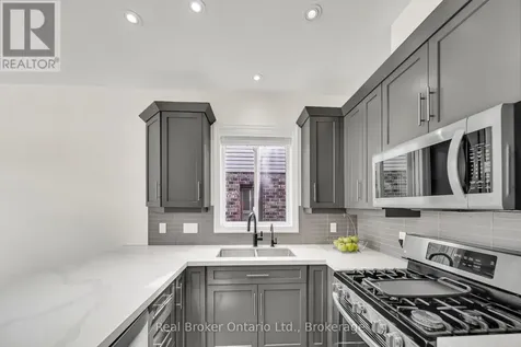 433 Twinleaf Street Waterloo ON N2V 0B5
