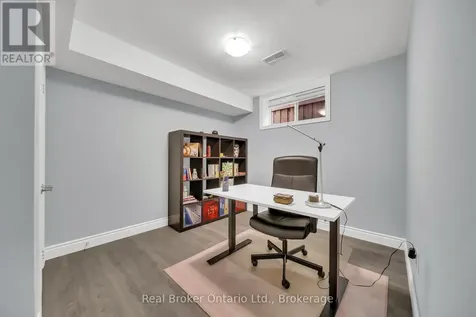 433 Twinleaf Street Waterloo ON N2V 0B5